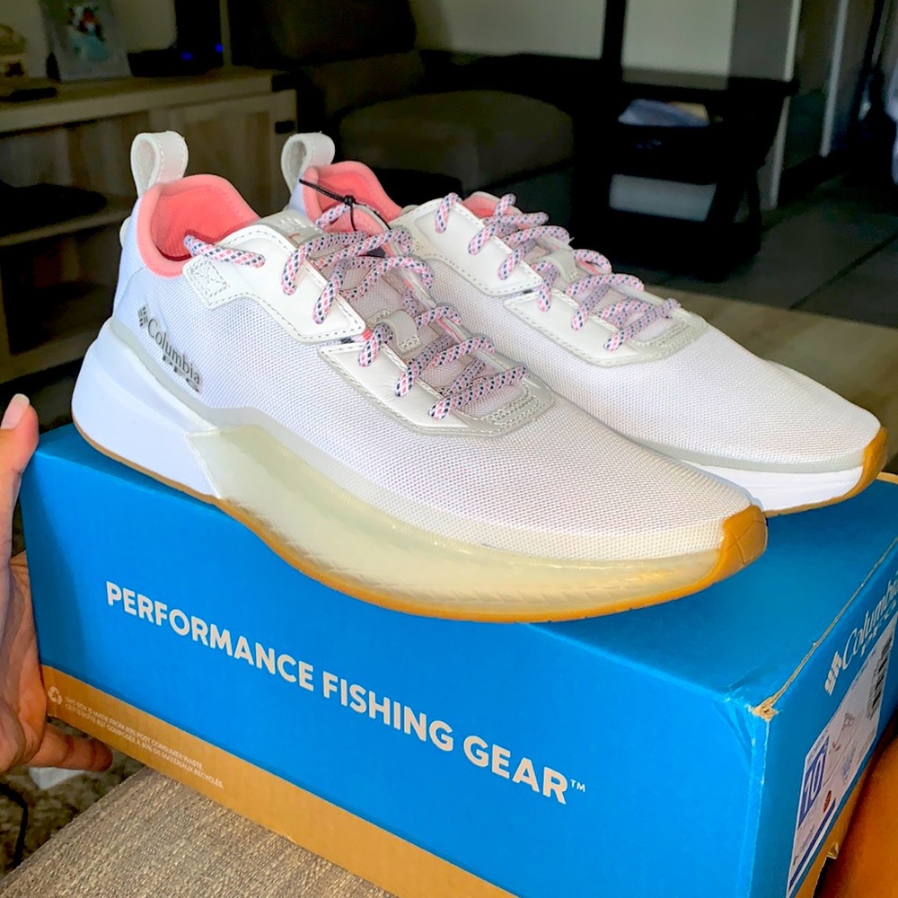 Women’s Columbia low drag shoe